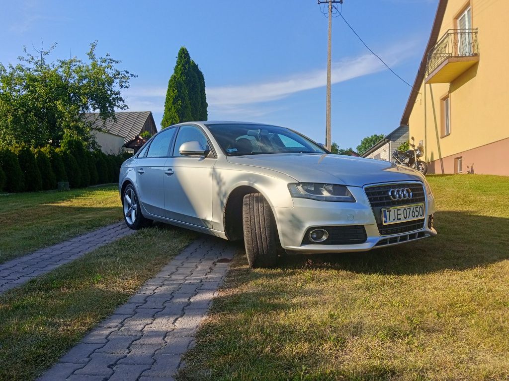 Sprzedam audi a4b8