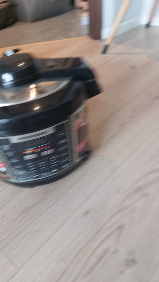 multicooker szybkowar rmc-m110e (nieużywany)