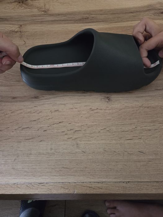 Klapki yezzy slide adidas r.43