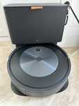 Irobot roomba j7+ ze stacja oprozniania