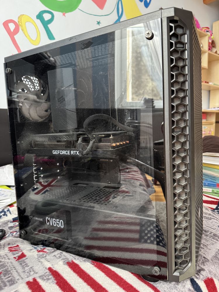 Komputer gamingowy + Monitor
