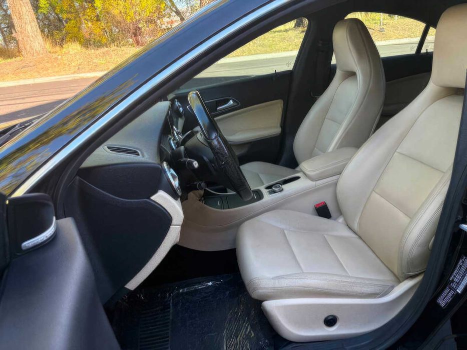 Mercedes-Benz CLA CLA 250 4MATIC      2015