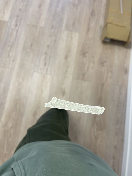 Новий Плінтус білий для підлоги