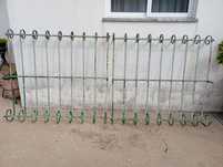 Grades para janelas 2 bom estado