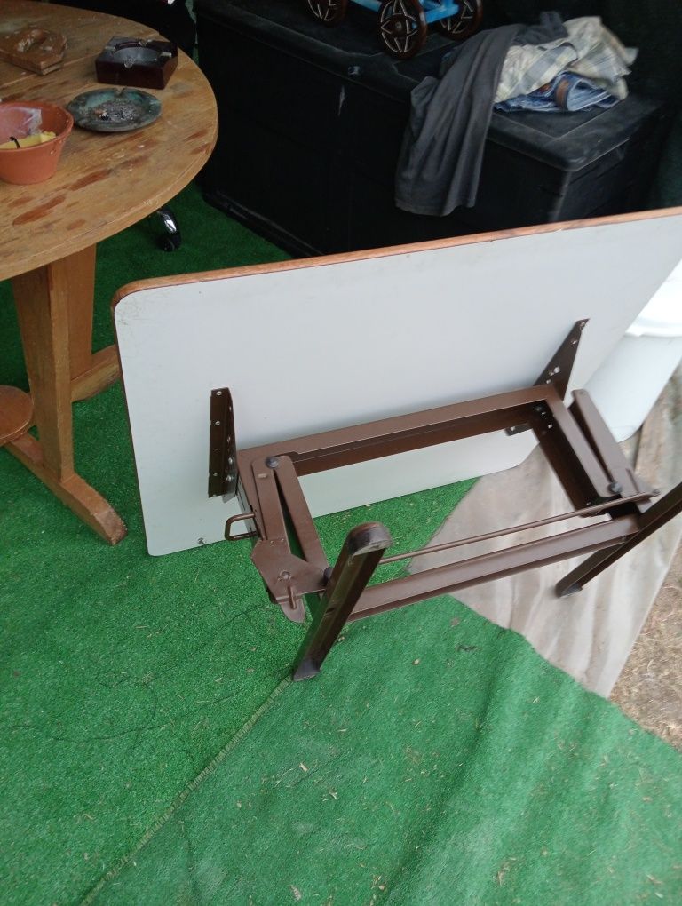 Mesa de caravana