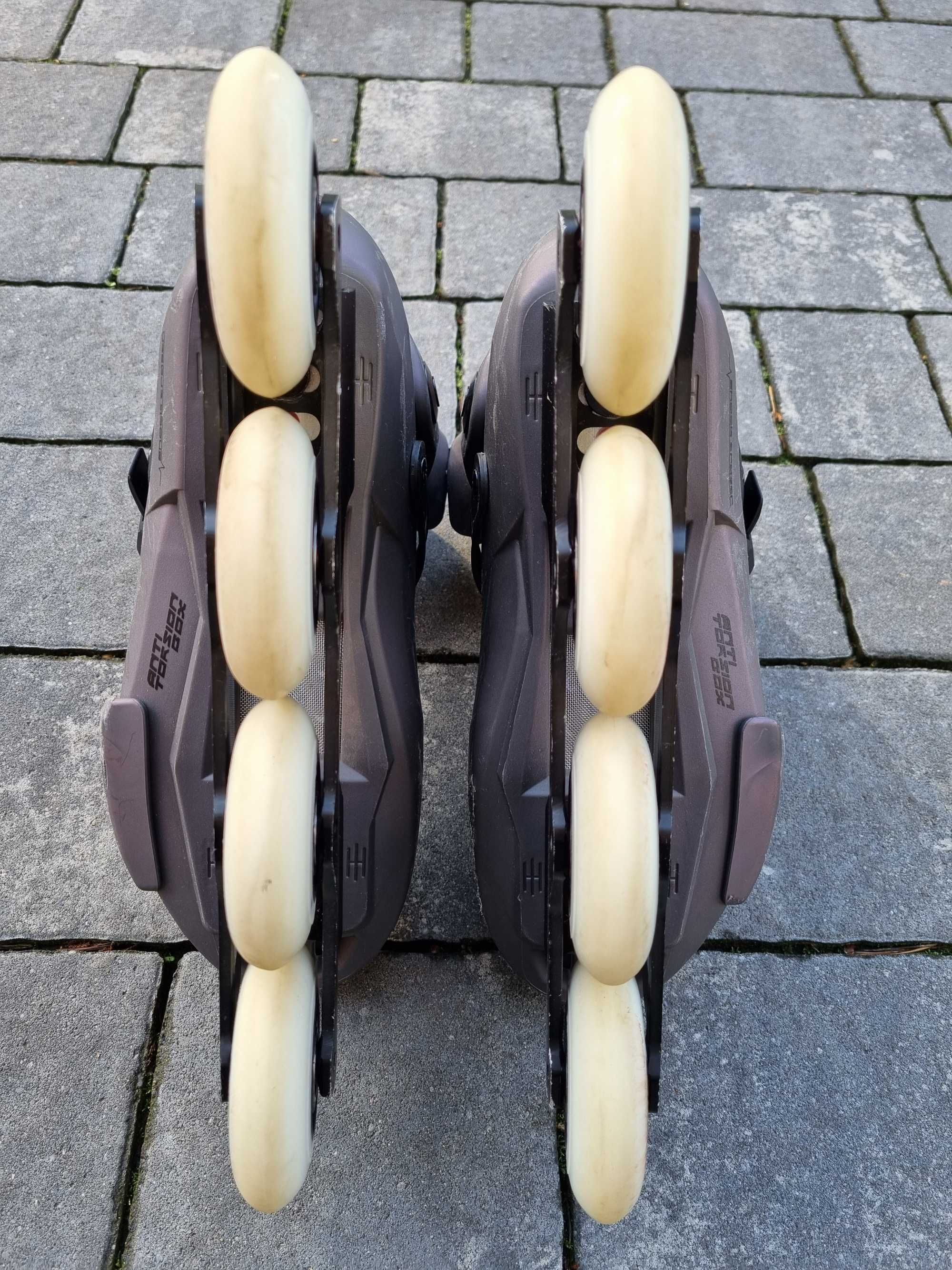 Rolki Rollerblade Twister Edge 40.5/41 (26/26,5cm)