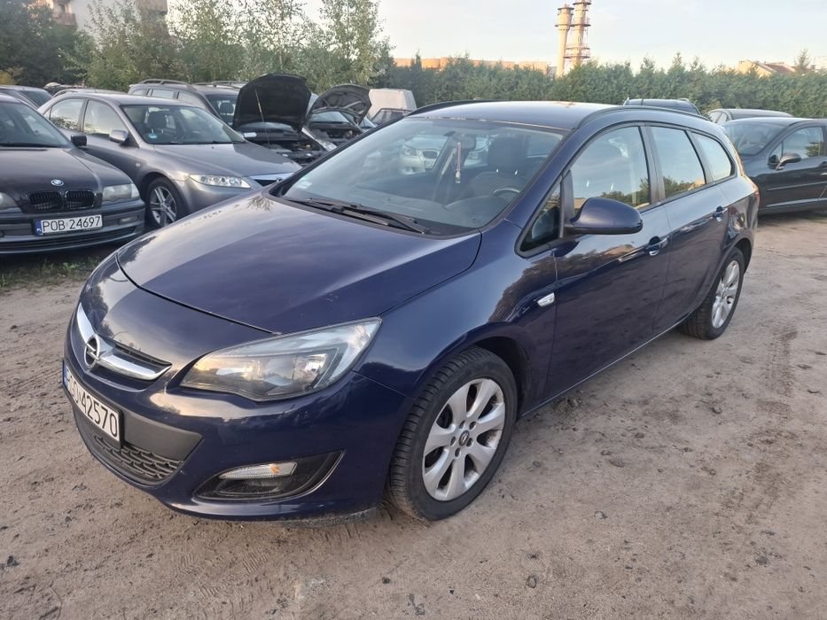 Opel Astra J 2015 Kombi 1.6 CDTI Klima Elektryka Alufelgi Wspoma