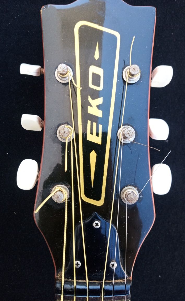 Guitarra/Viola Eko Ranger feita em Itália anos 70