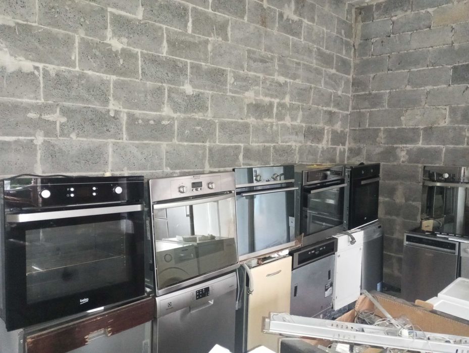 Zmywarka do zabudowy Indesit kolor srebrny