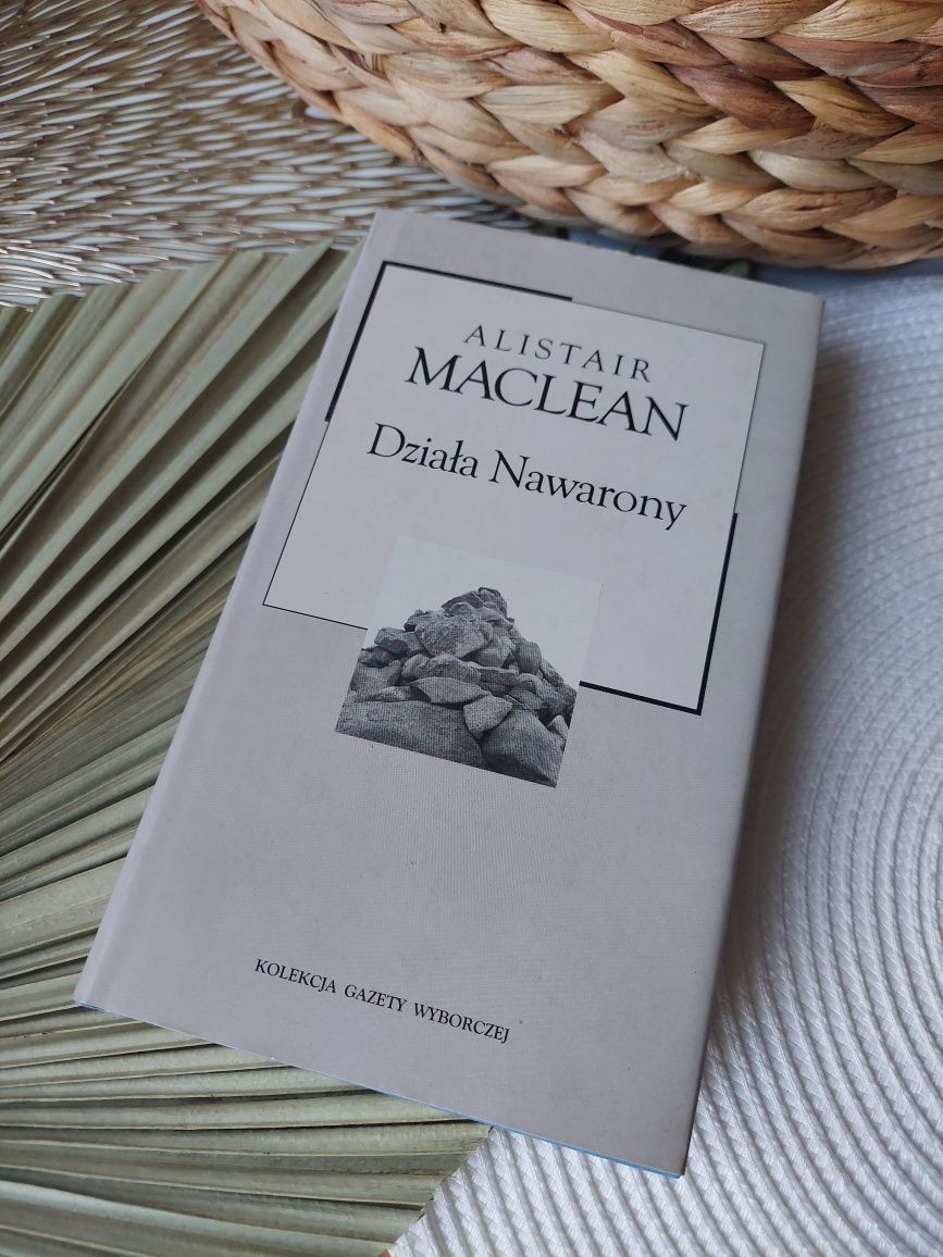 Książka Działa Nawarony Alistair Maclean