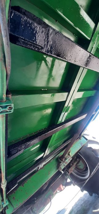 Rozrzutnik obornika Coutand Twister