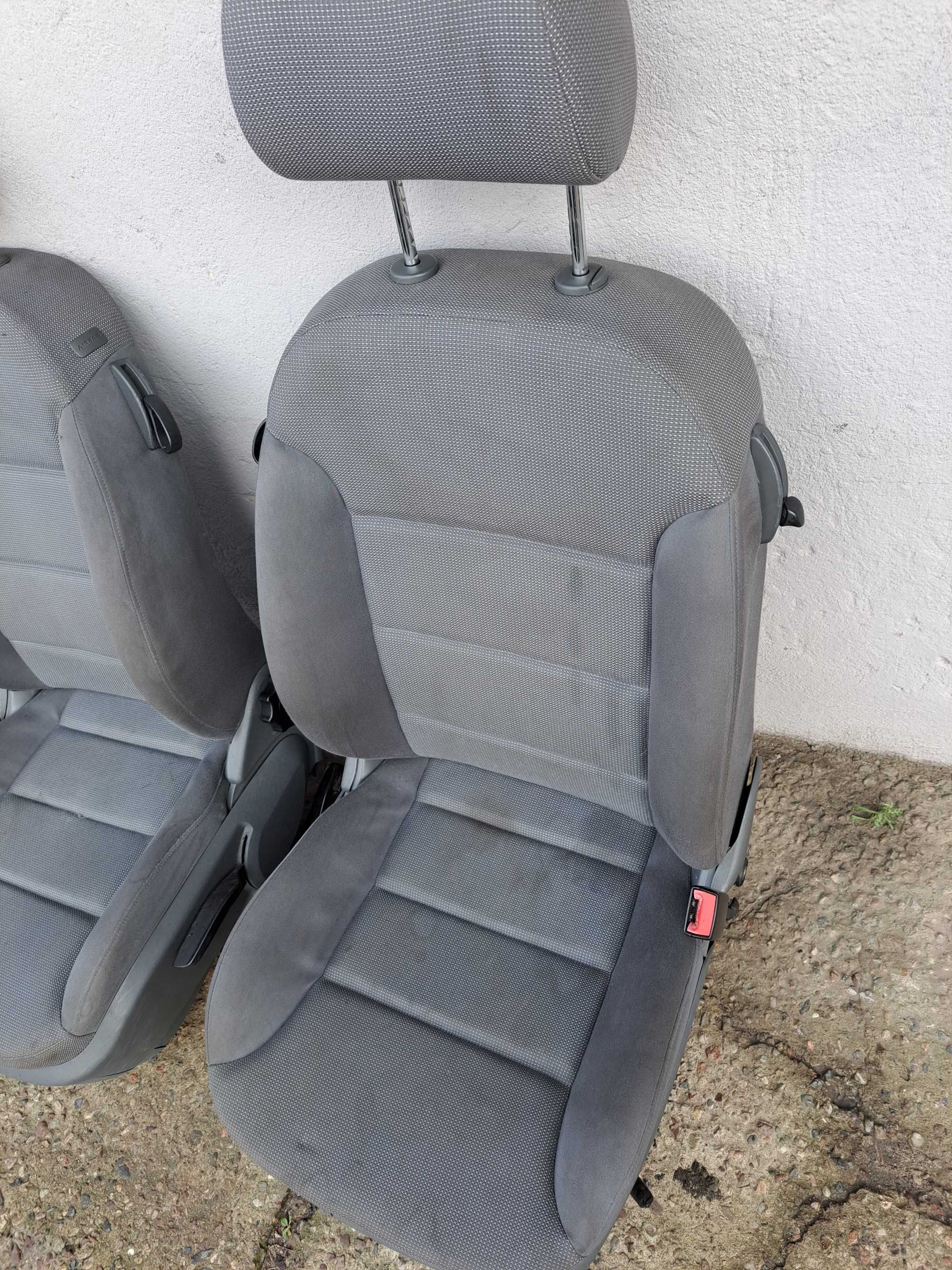 Fotele kanapa Audi A3 8L 3D kpl