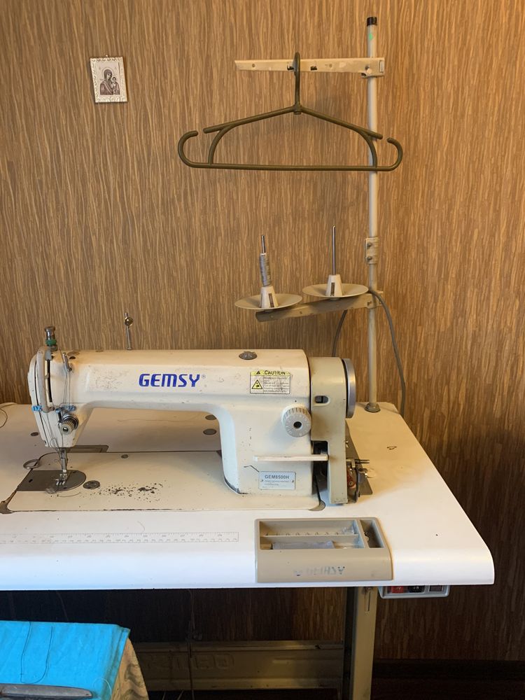 Швейная промышленная машина Gemsy бу