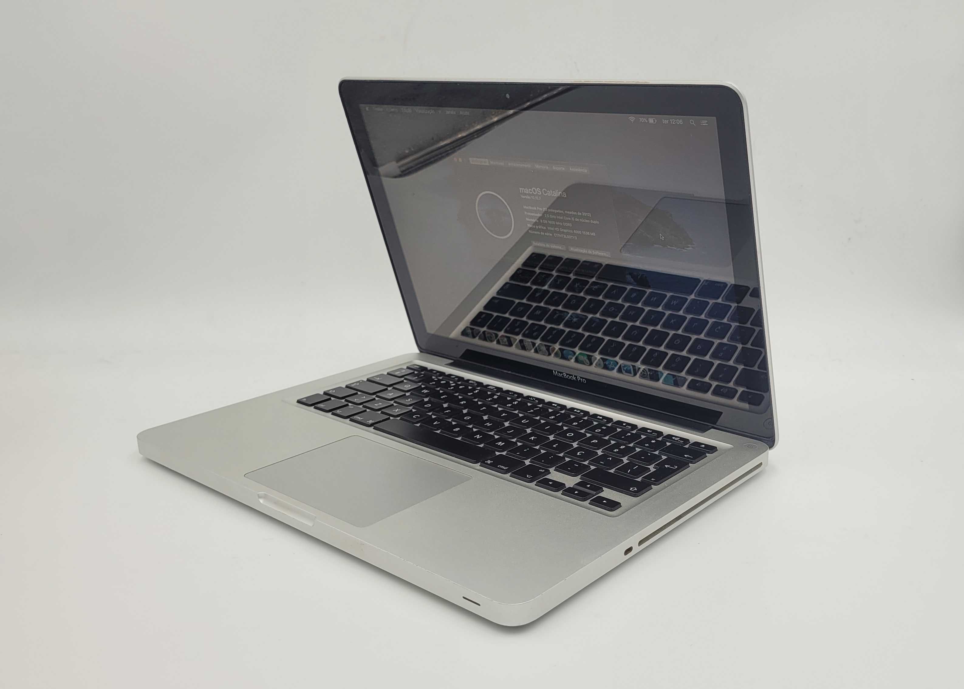Macbook Pro 13 (i5 | 8GB RAM | 240GB SSD)