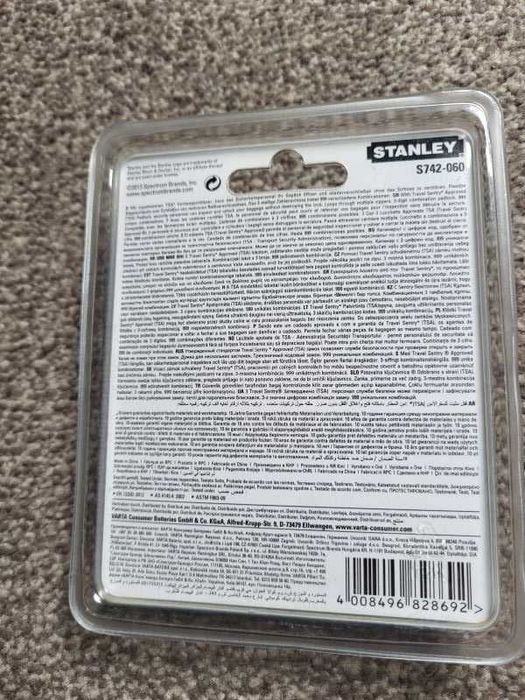 Kłódka STANEY 20mm S742-060 walizka, torba, laptop