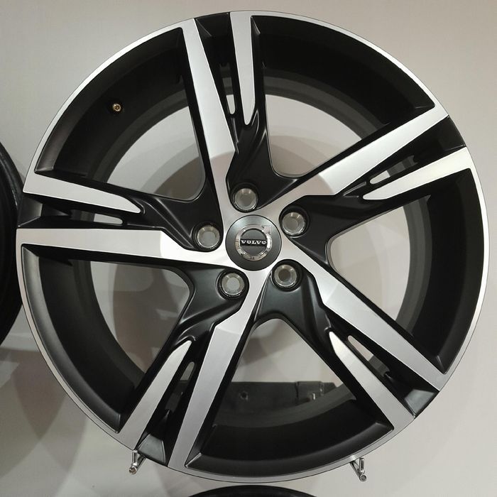 Felgi 19 5x108 Volvo XC40, XC60, V90 Cross Country OE (F509043-51)