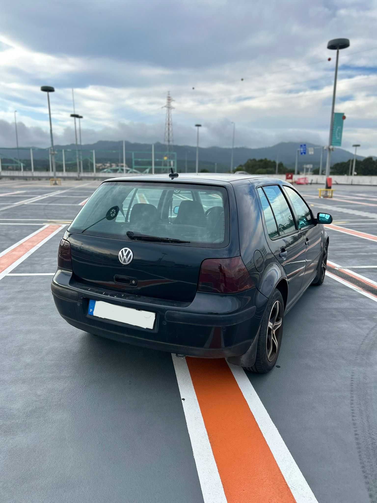 VW Golf IV 1.6 SR Gasolina (1998) – Preto