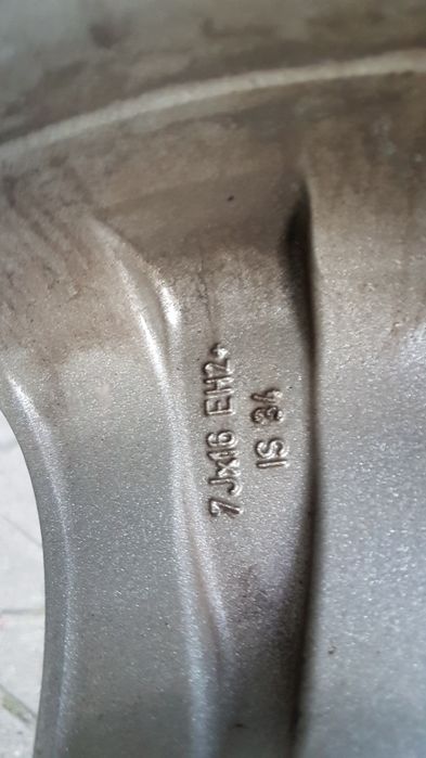 Komplet felg aluminiowych 16'' do BMW E90 E91 E92 - oryginał BMW