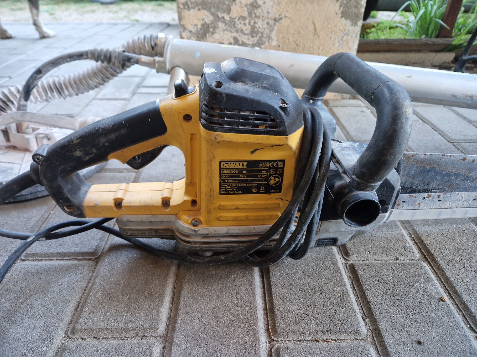 Piła szablasta DeWalt