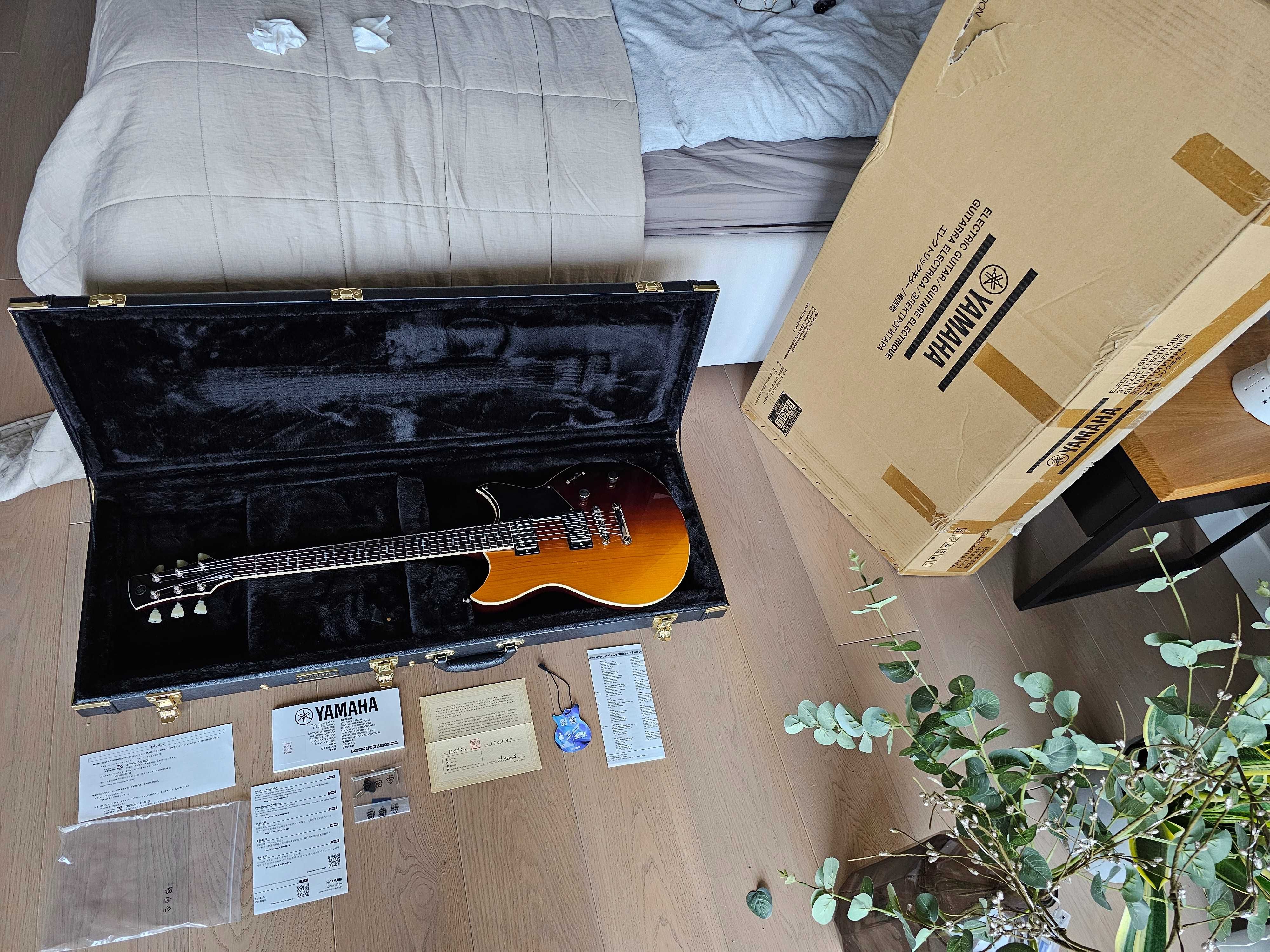 Gitara elektryczna Yamaha Revstar Professional RSP20 - Sunset Burst