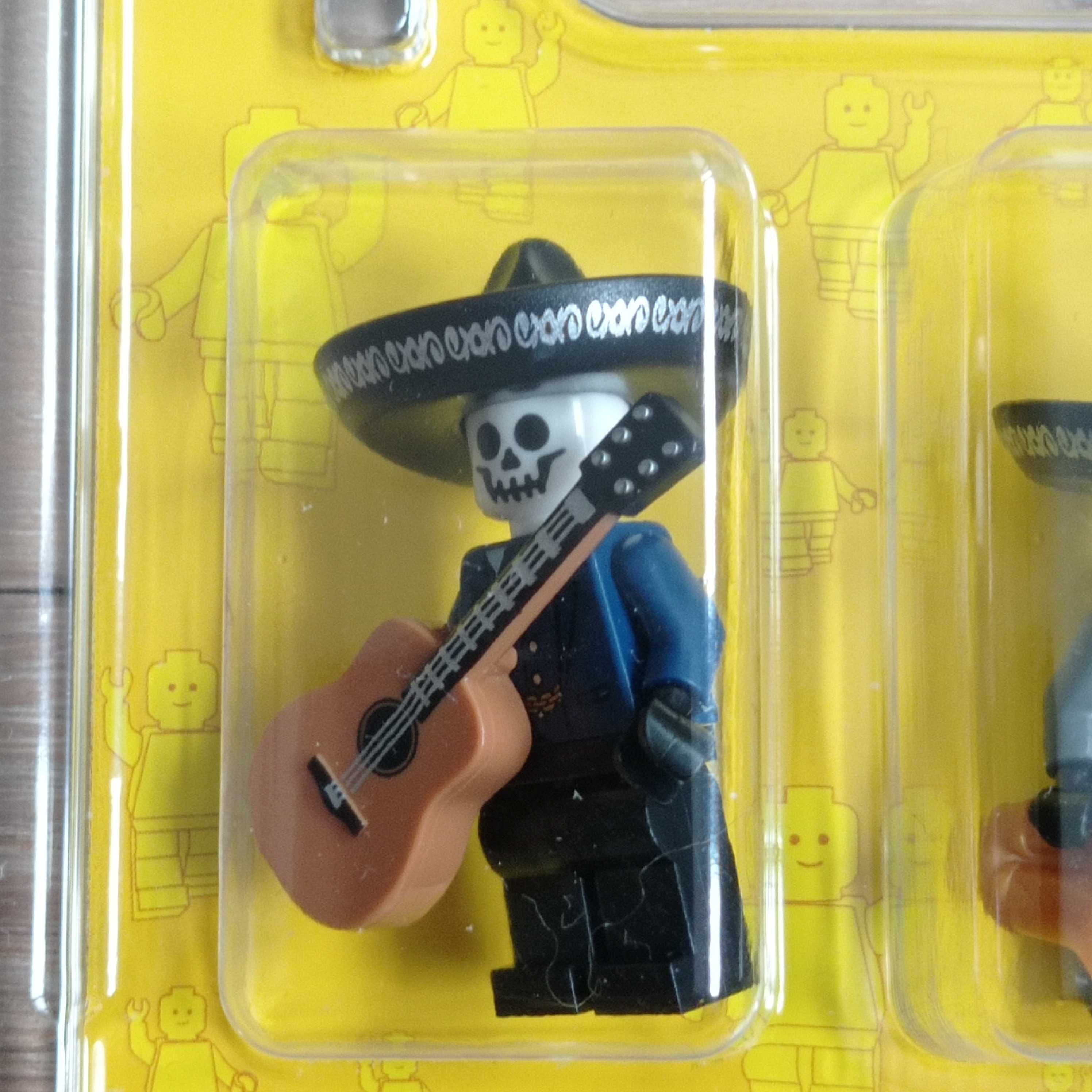 Ludziki LEGO MARIACHI 3 nowe figurki - zestaw nr 9