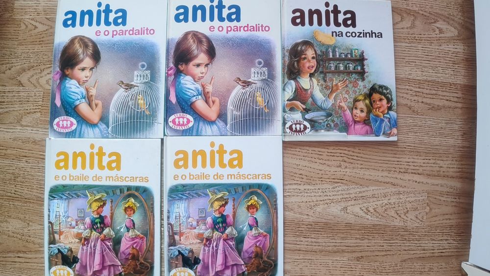 Livros infantis da Anita