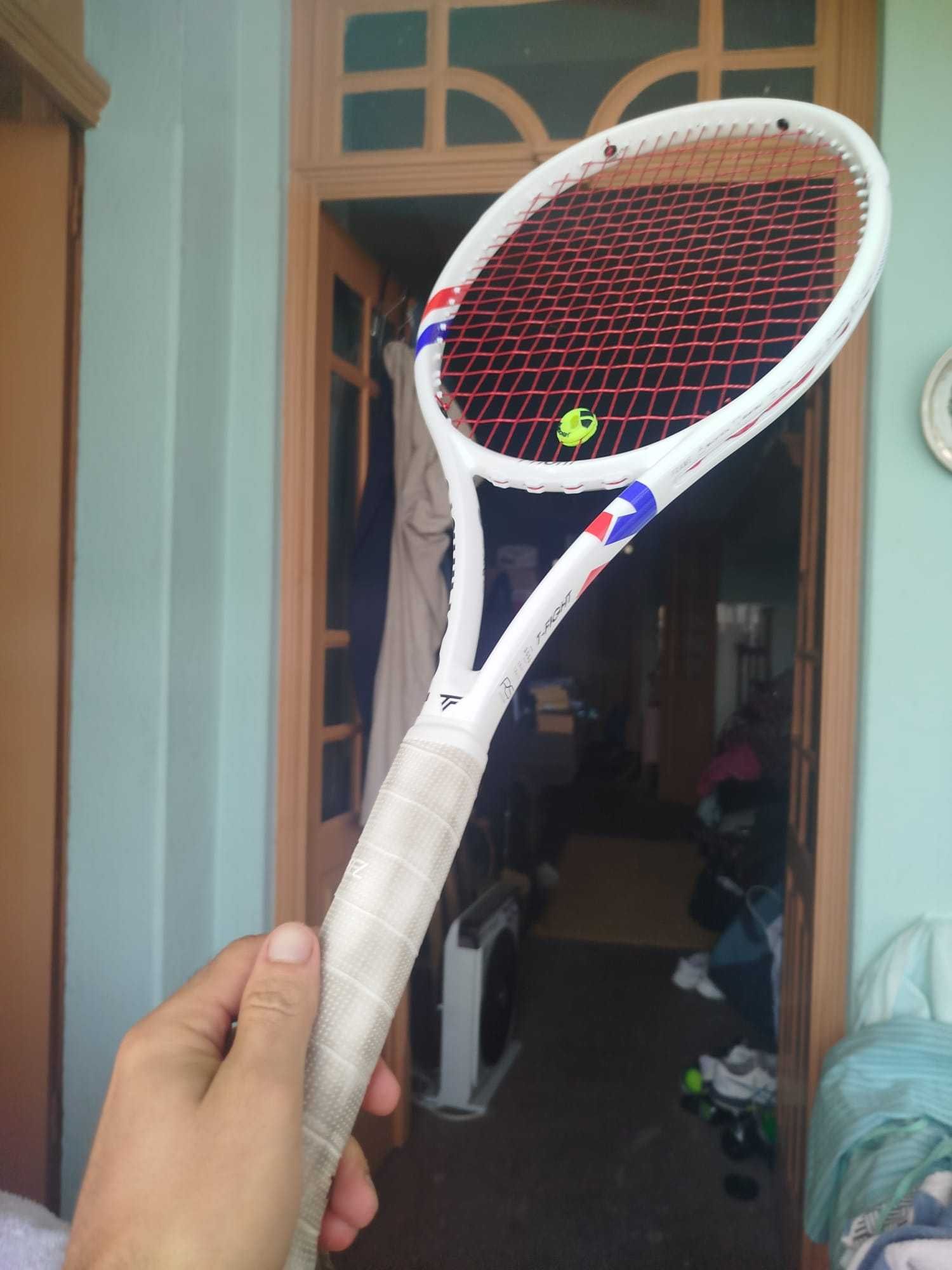 Tecnifibre TFight 305S Racket