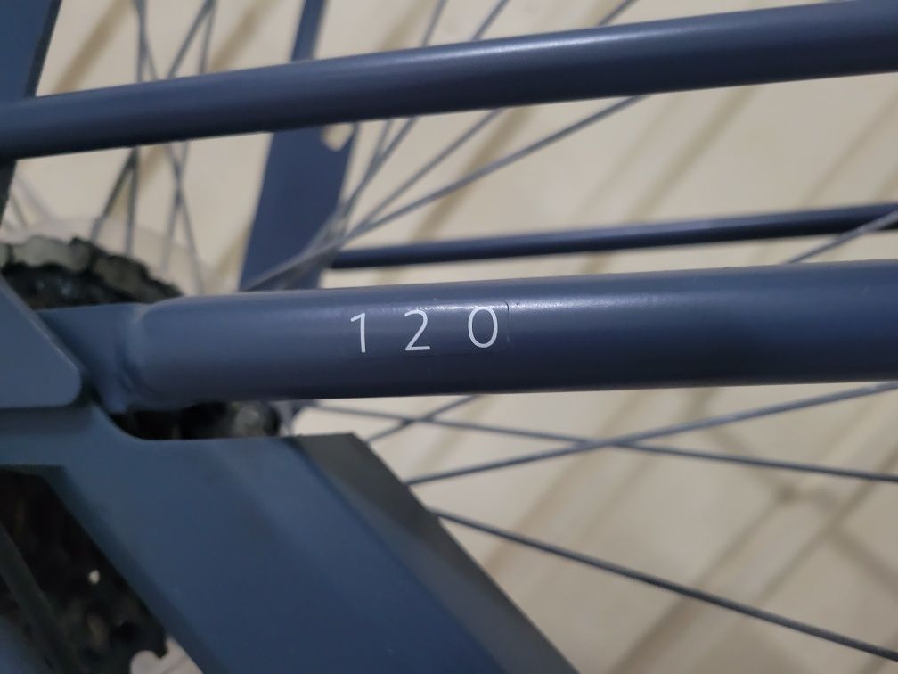 Bicicleta citadina Btwin Elops 120, quadro baixo, roda 700