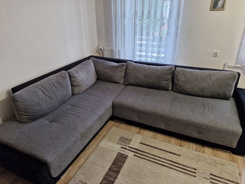Kanapa narożna z funkcją spania