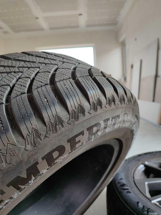 Komplet kół do Hyundai Tucson 17 cali z zimowymi oponami (5x114,3)