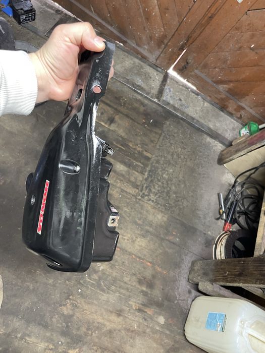 Корпус повітряного фільтра діо18-25, 27-28та 34 -35