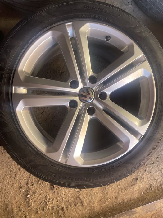 Продам диски на Таурег 5/130 r20