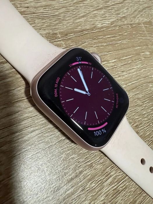 Apple watch 9 41mm rose