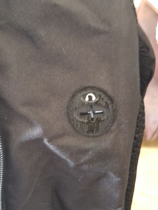 Mochila Unkeeper tons cinza e preto nova rapaz