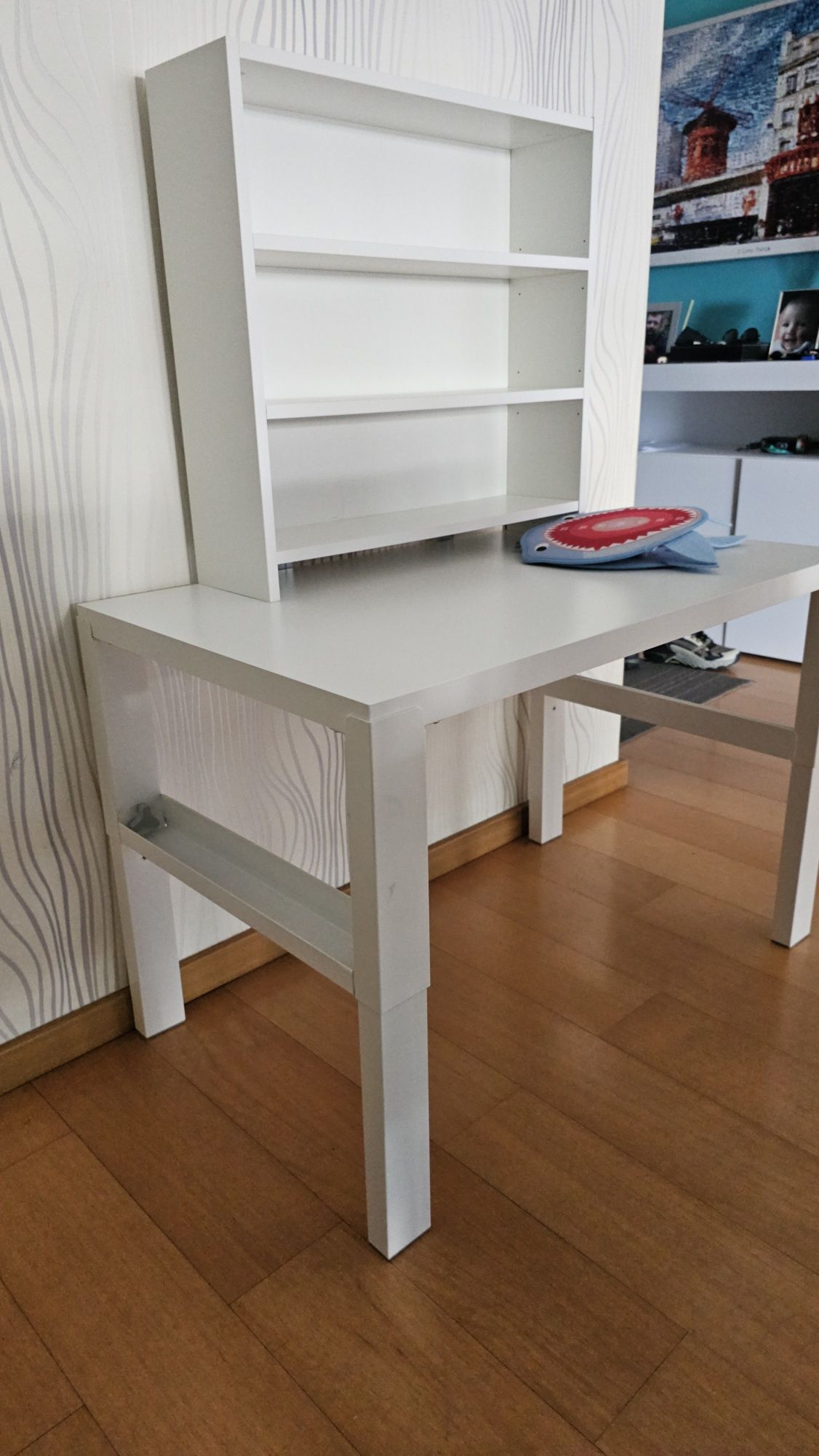Secretaria ikea de Criança PAHL