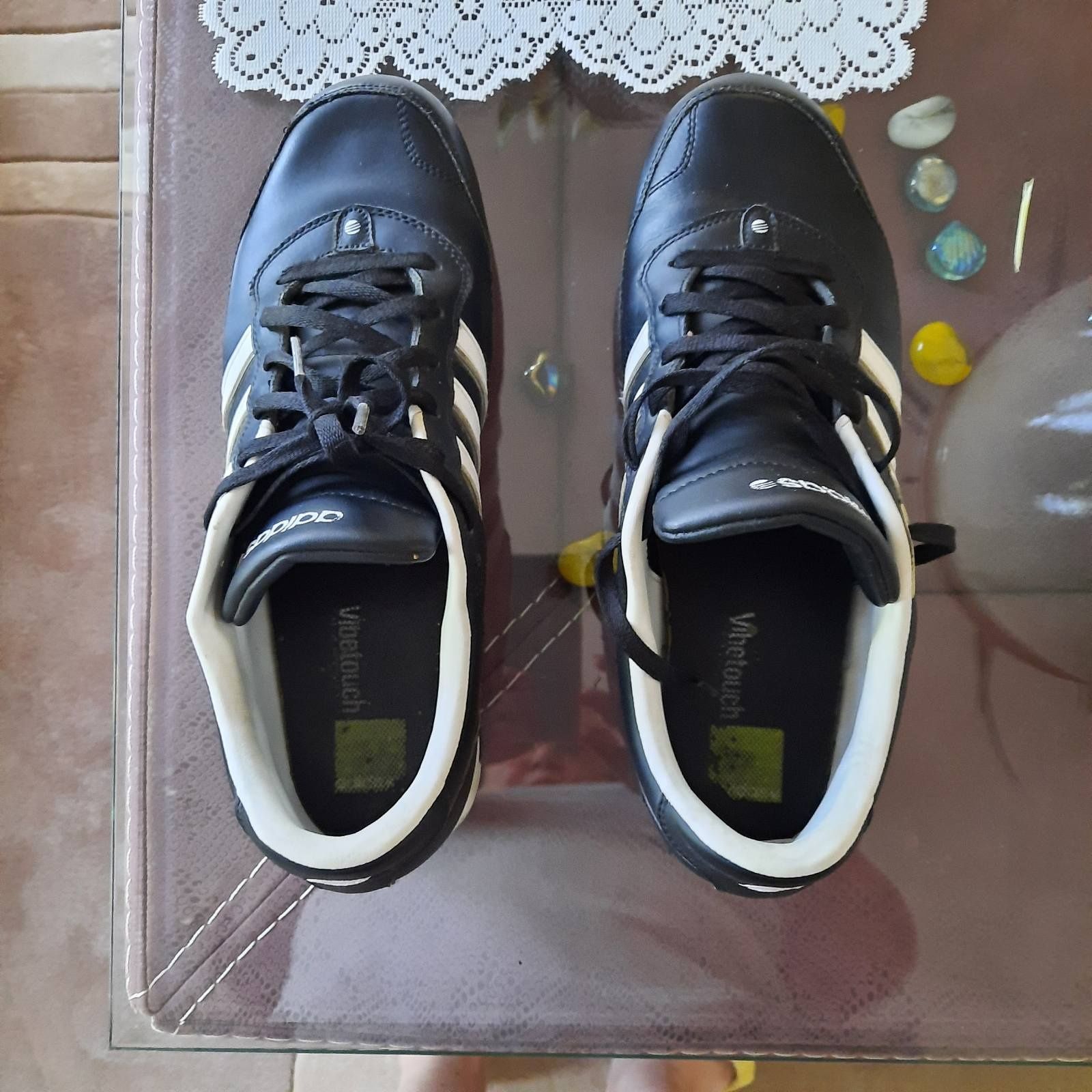 Кожаные кроссовки Adidas