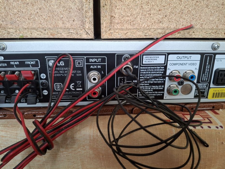 Amplituner LG HT362 i 2 kolumny