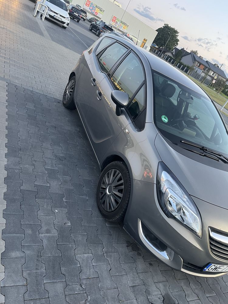 Opel meriva b lift 2016