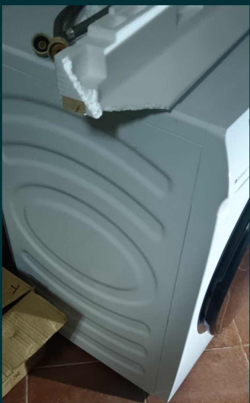 Vendo Máquina de Lavar e Secar Roupa Hisense