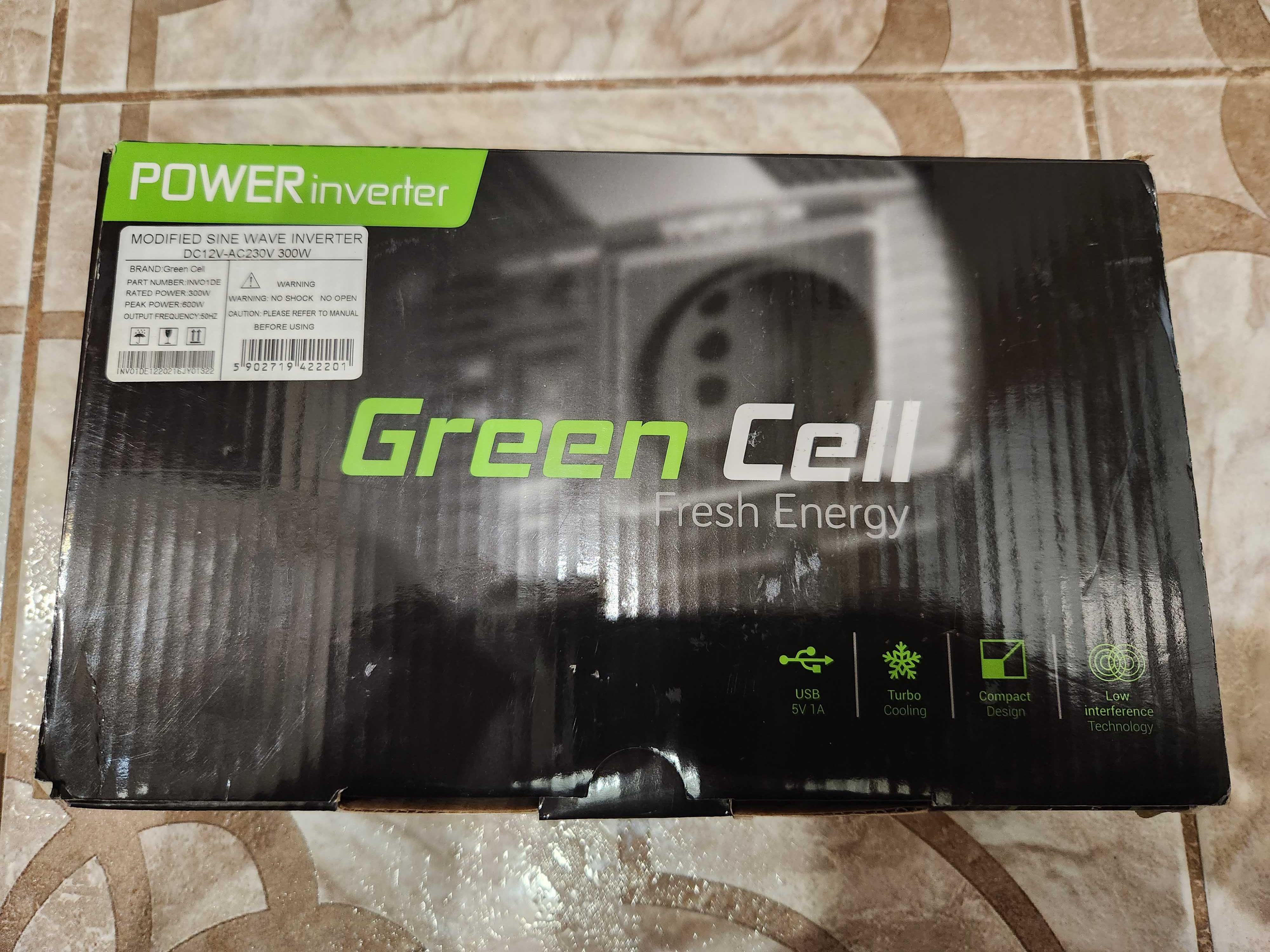Інвертор Green Cell 12/230V 300/600W INV01DE