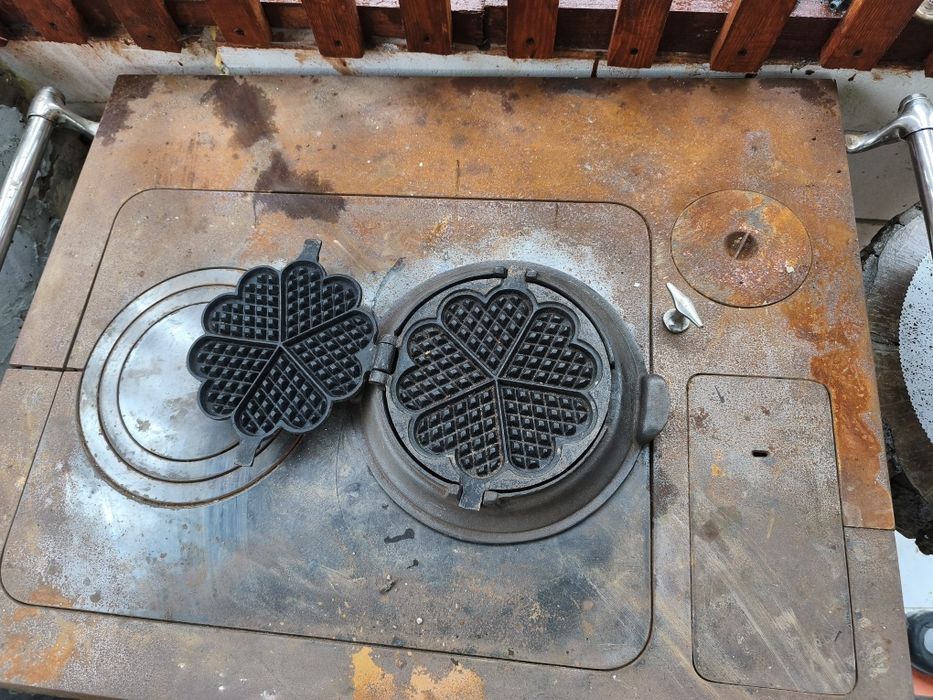 Sprzedam piec kuchenny z lat 50/60