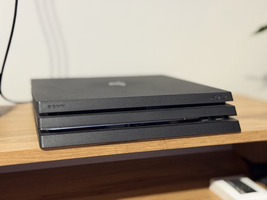 Ps4 Pro 1TB + 9 gier MEGA ZESTAW