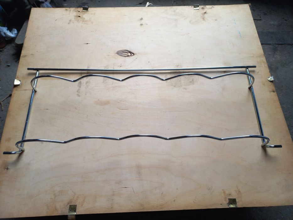 Полка для холодильника.