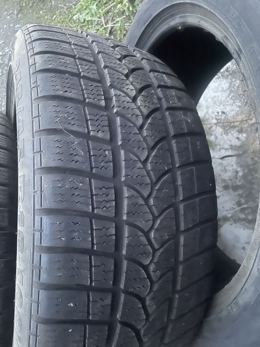 Шини зимові Taurus 245 45 r18
