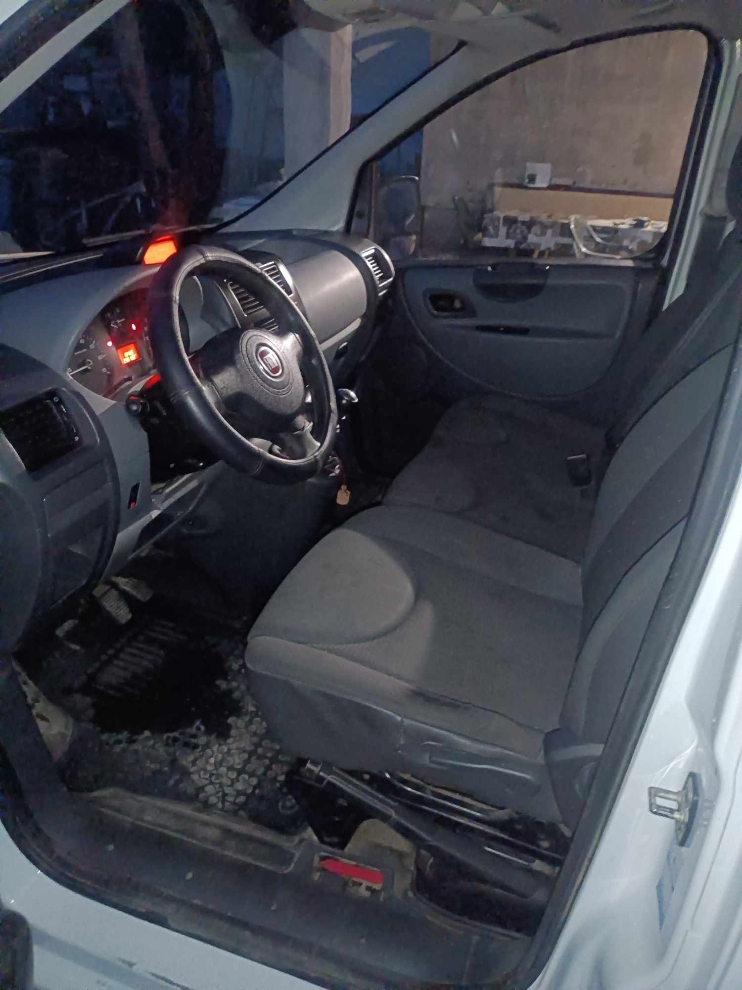 Fiat Scudo 2012 rok 2.0 HDi nowy rozrząd klima sprawny