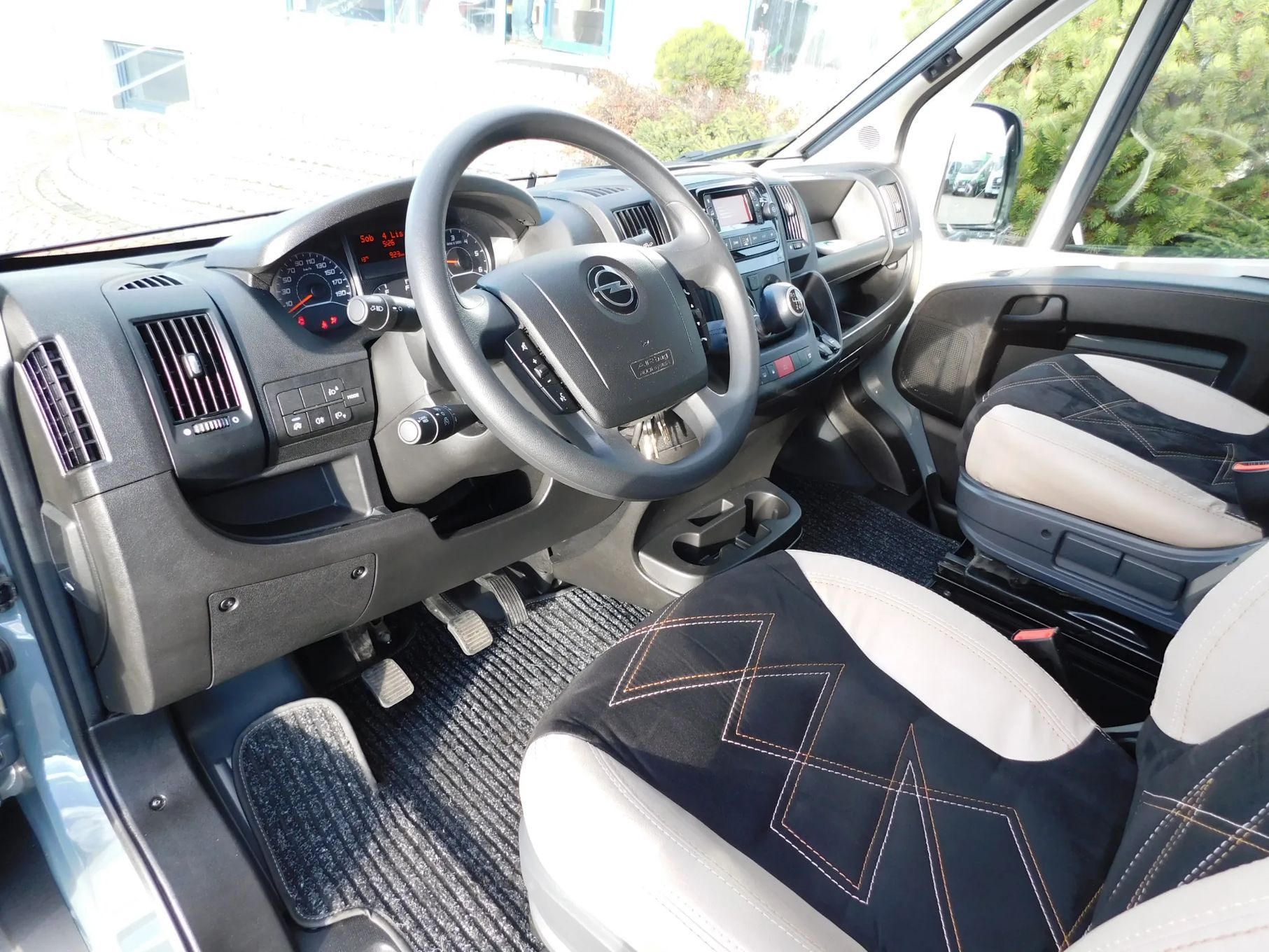 Opel Movano Camper 5 os. 2x Klima Nowy Kamper VIP Max opcja FV23%