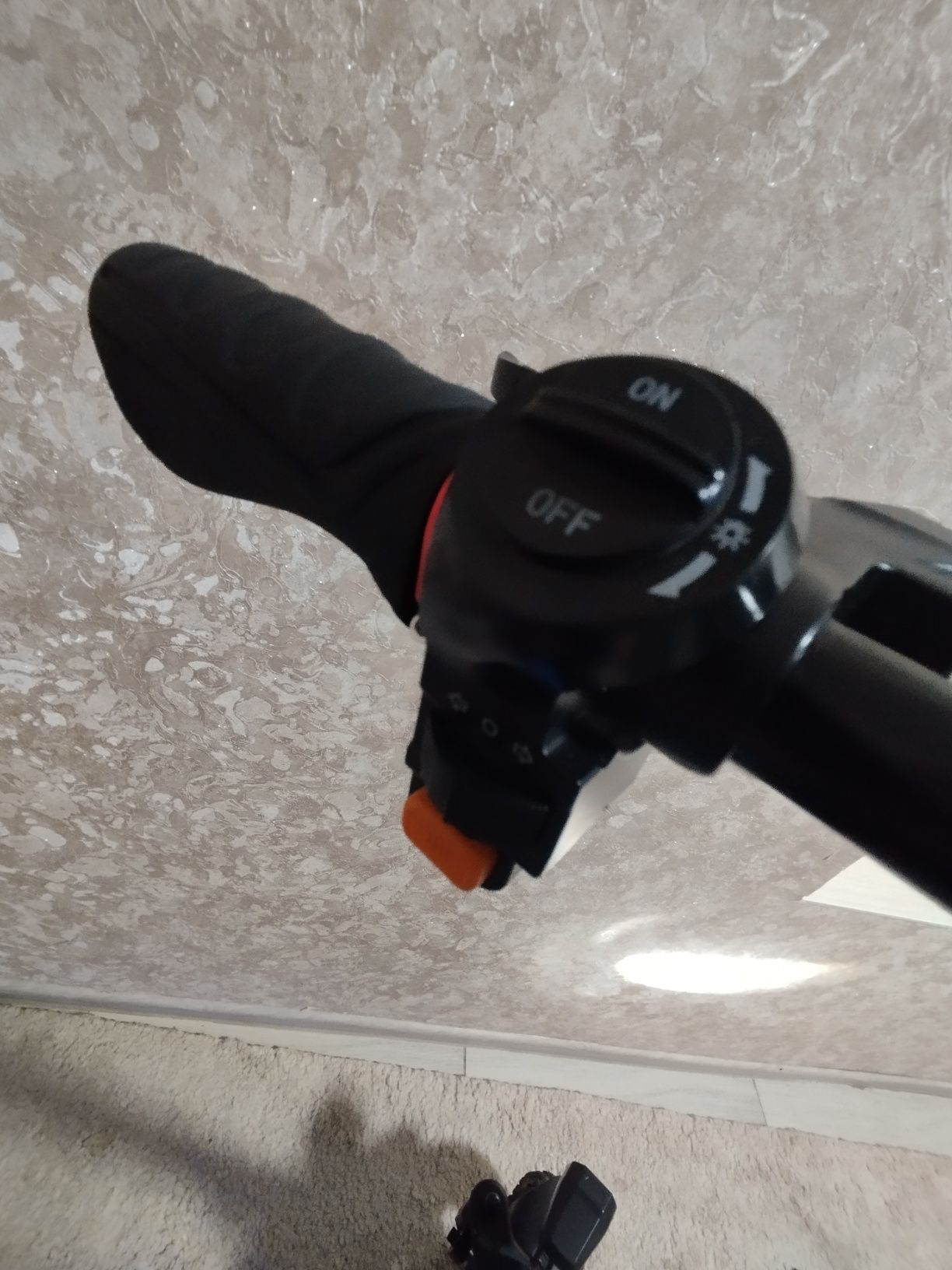 Продам електросамокат Crosser T4 Turbo