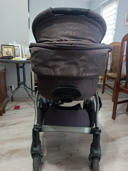 Sprzedam wózek Chicco 2 w 1