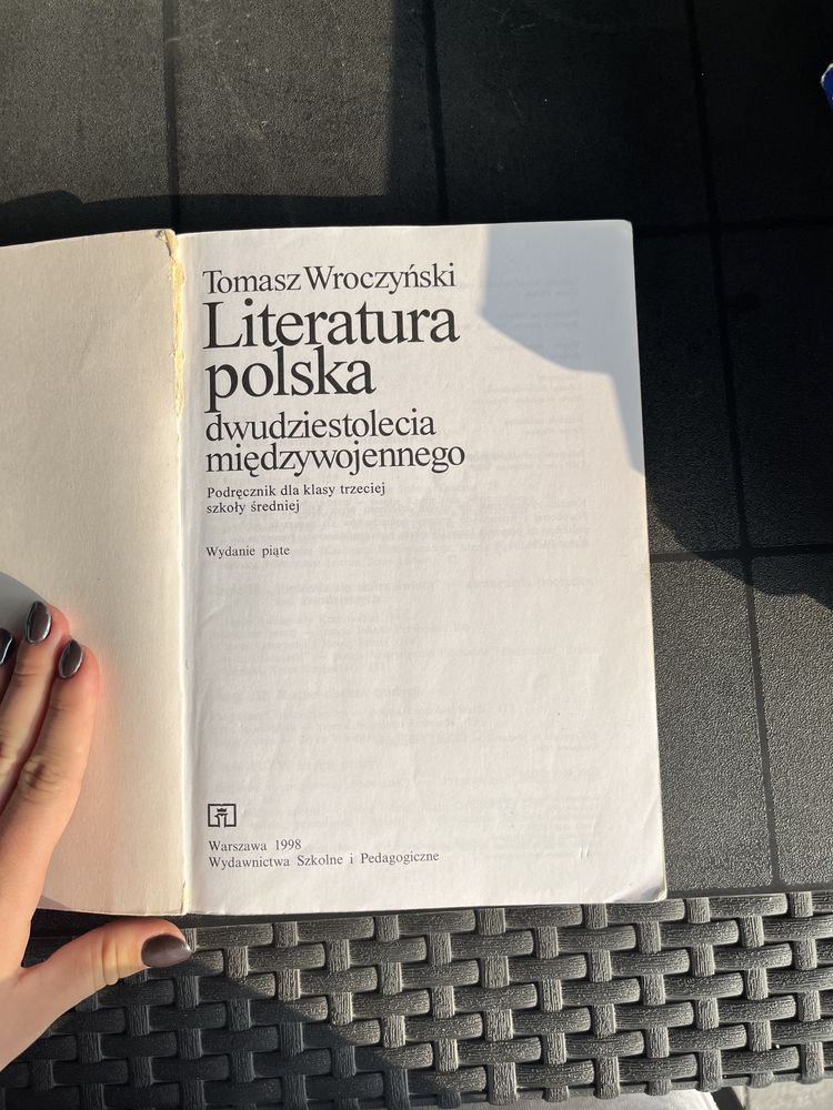 Literatura polska dwudziestolecia międzywojennego Tomasz Wroczyński