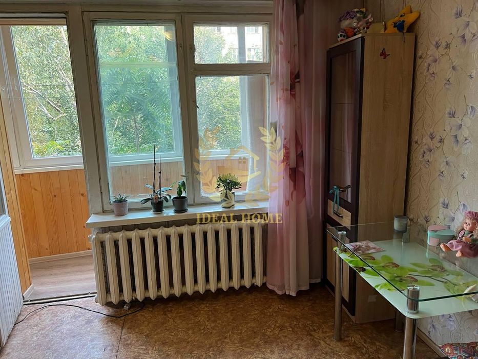 Продам 1-кімнатну квартиру вул.Кирилівська Поділ